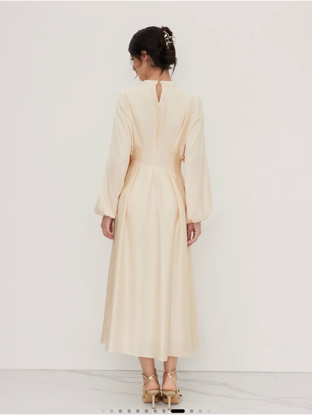 CIDER NWT Elegant Cream Long-Sleeve Midi Dress - Picture 2 of 6